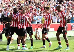 曼联英超战胜布莱顿拉什福德单刀得分